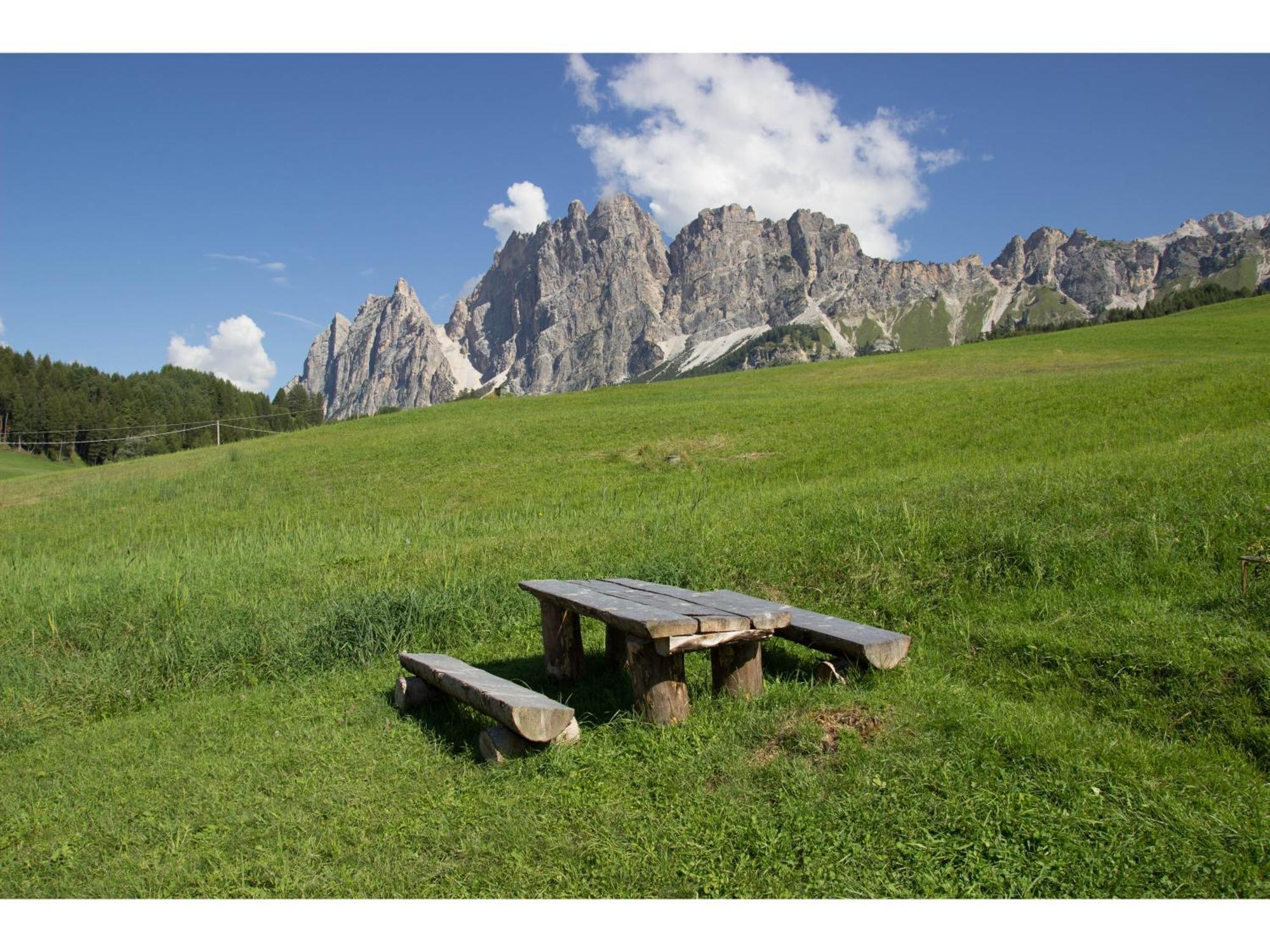 Cristallo & Faloria Suite Apartments Cortina dʼAmpezzo Exterior foto